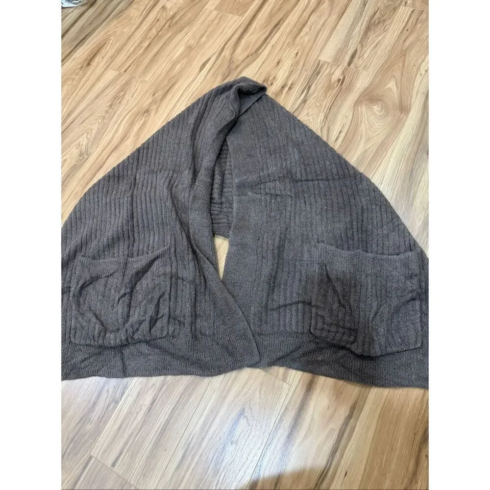 Barefoot Dreams cover shawl with pockets one Size